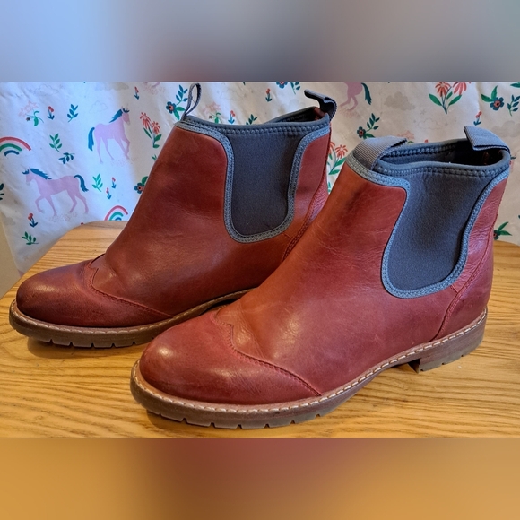 NWOT Lucchese Chelsea Red Leather Casual Cowboy Western Riding Boot Shoe SZ 8.5 - Picture 1 of 11